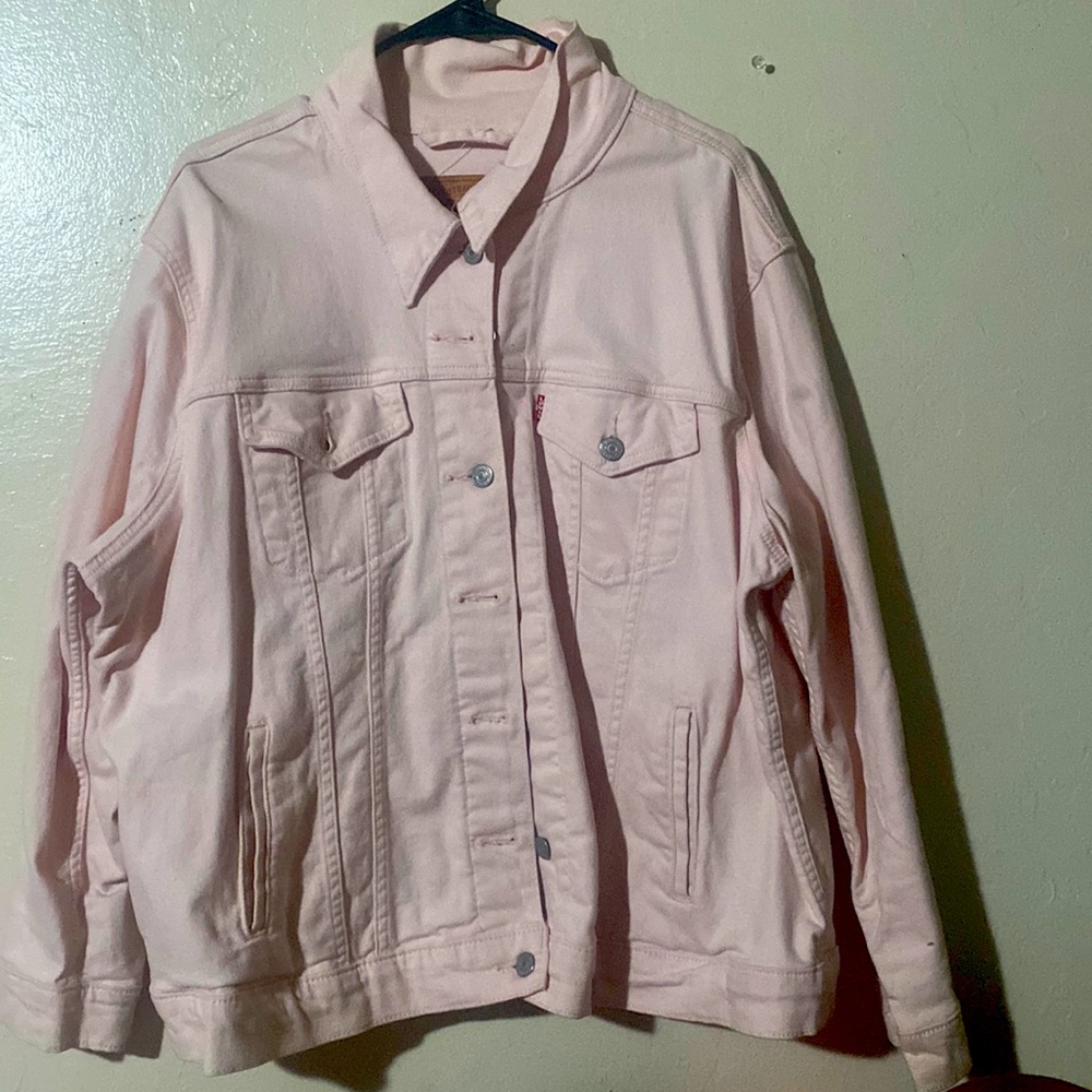 Levi’s light pink plus size denim jacket
